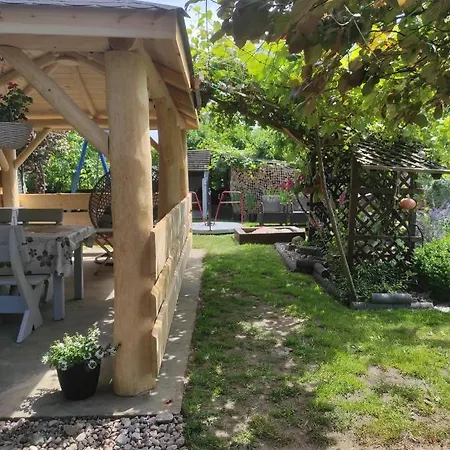 Goscinne Cuma Guest house